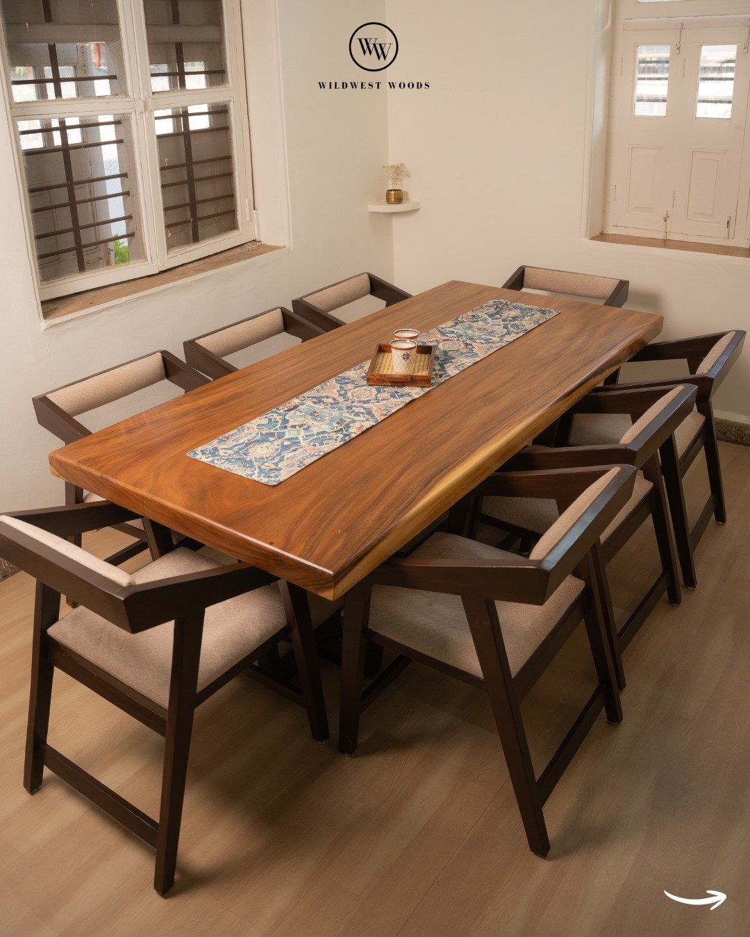 Dining Table View 10